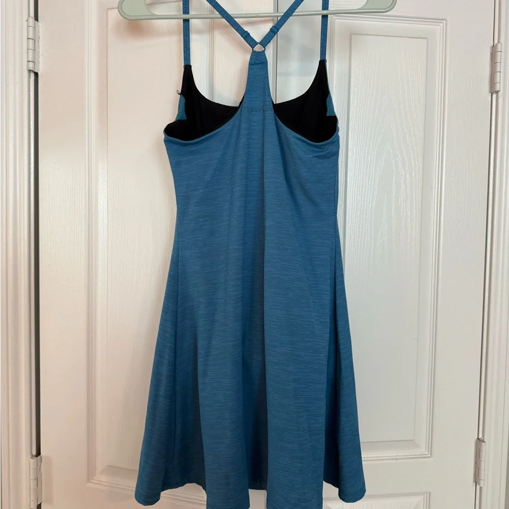 Athletic Dress outdoor voices - Picture 2 of 2